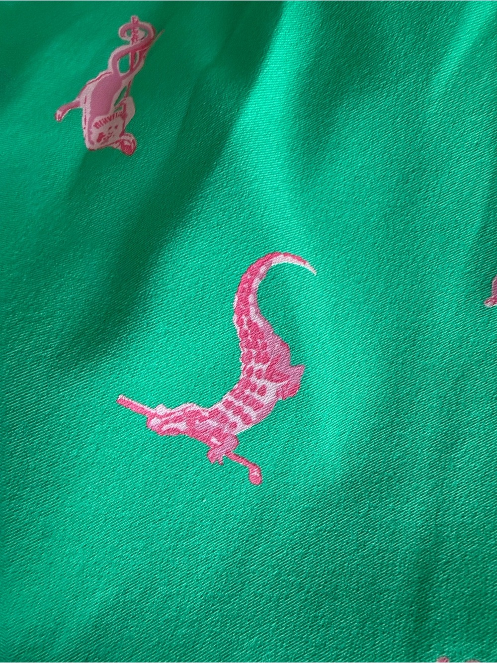 Lilly Pulitzer Green Mini Skirt with Pink  Golfing Alligator Motif - Picture 3 of 6
